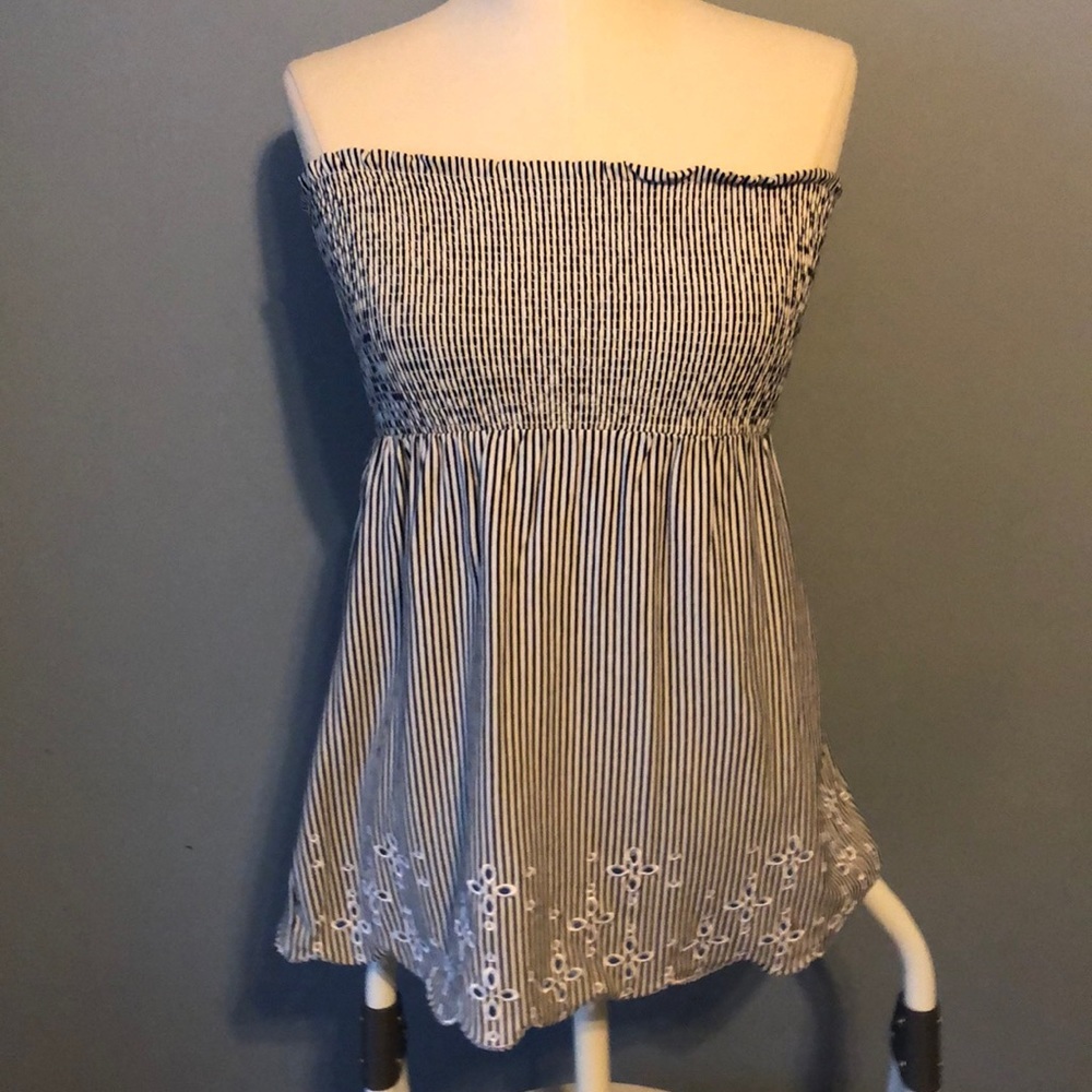 3 tops for sale. They are similar to a tube top.